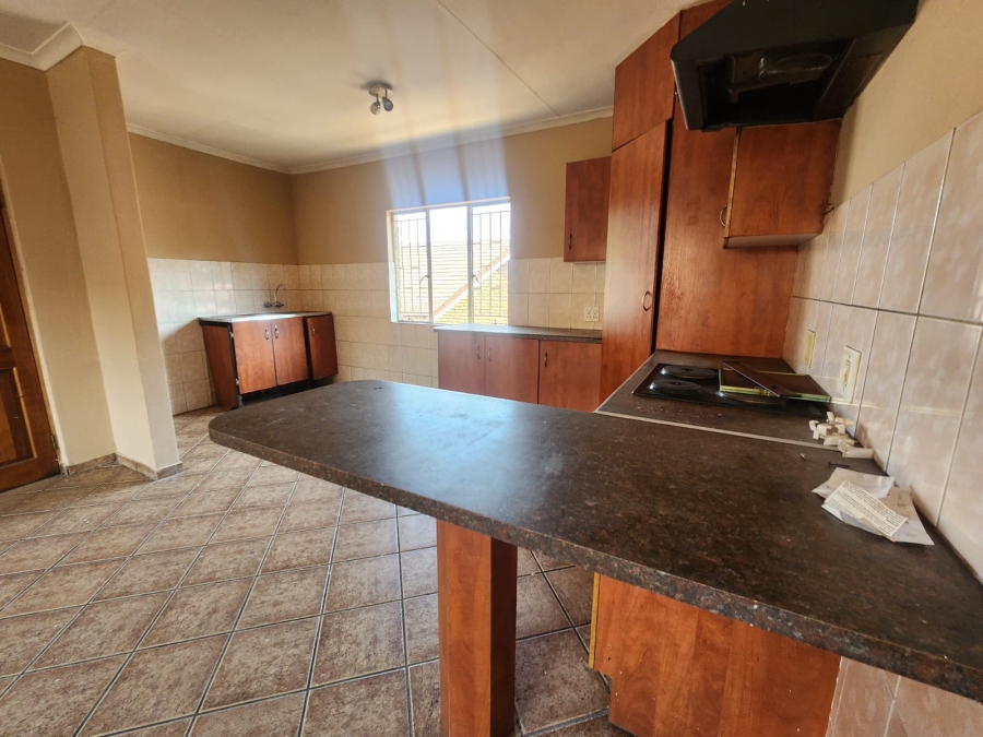 3 Bedroom Property for Sale in Rustenburg Central North West